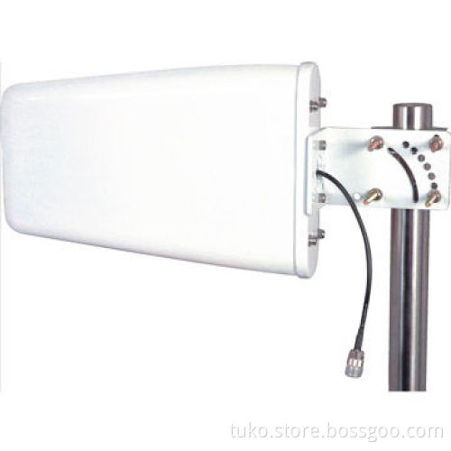 800-2500MHz 4G panel antenna with 11dBi gain